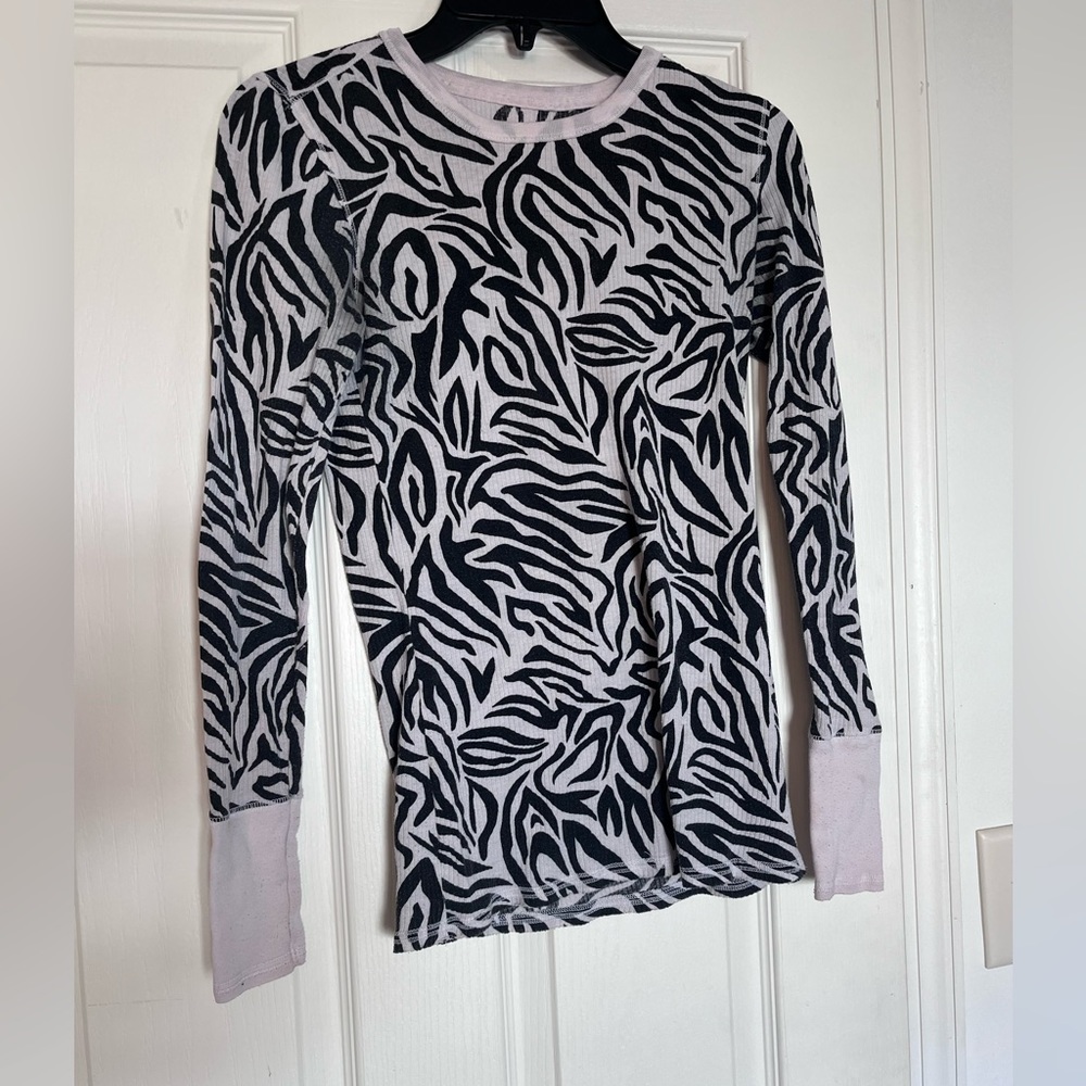 Tiger print long sleeve shirt